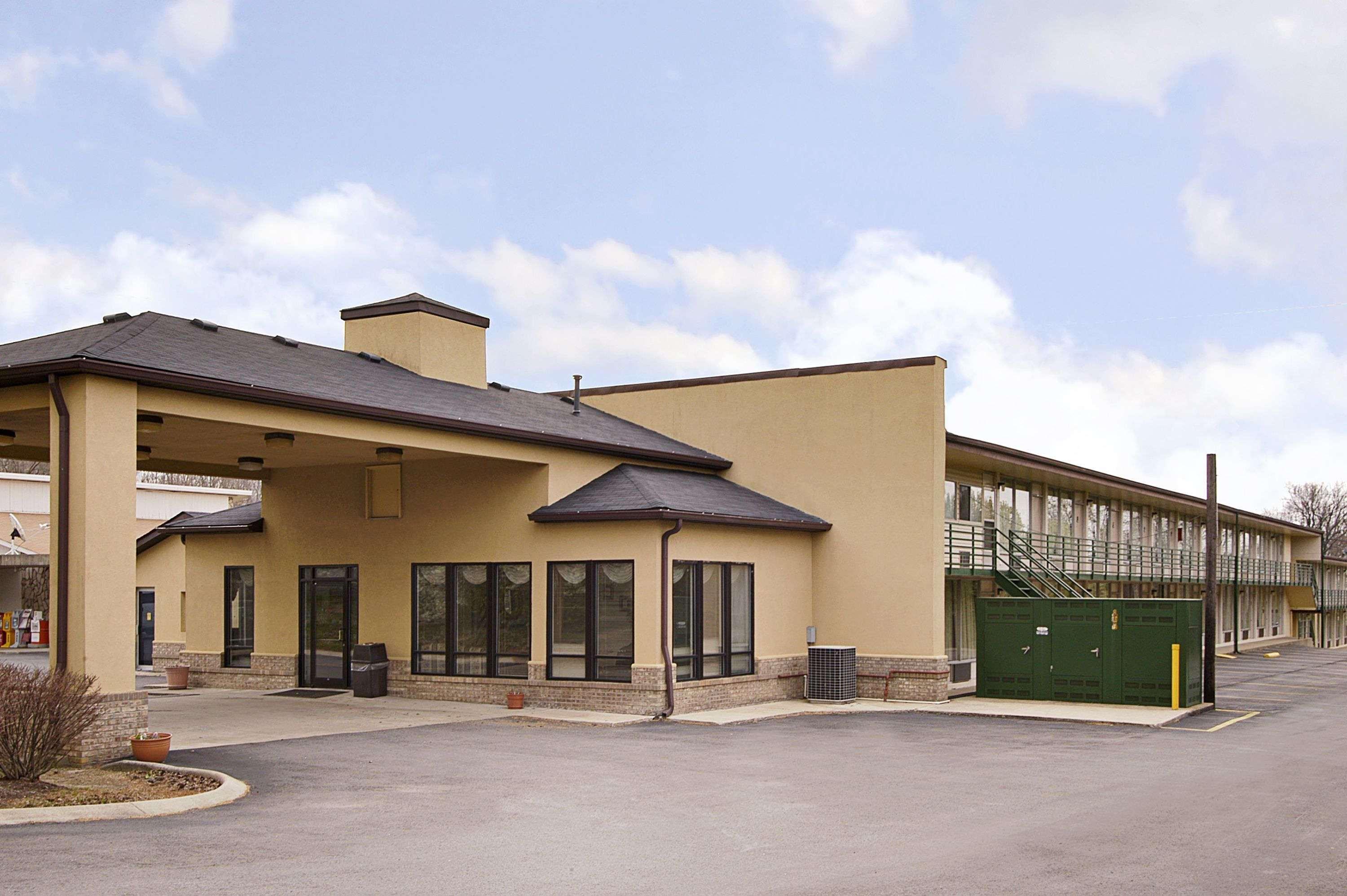 Days Inn By Wyndham White House Exterior foto